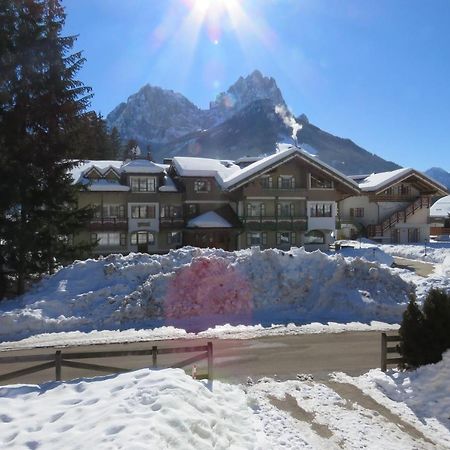 Residence Holiday Pozza di Fassa Kültér fotó