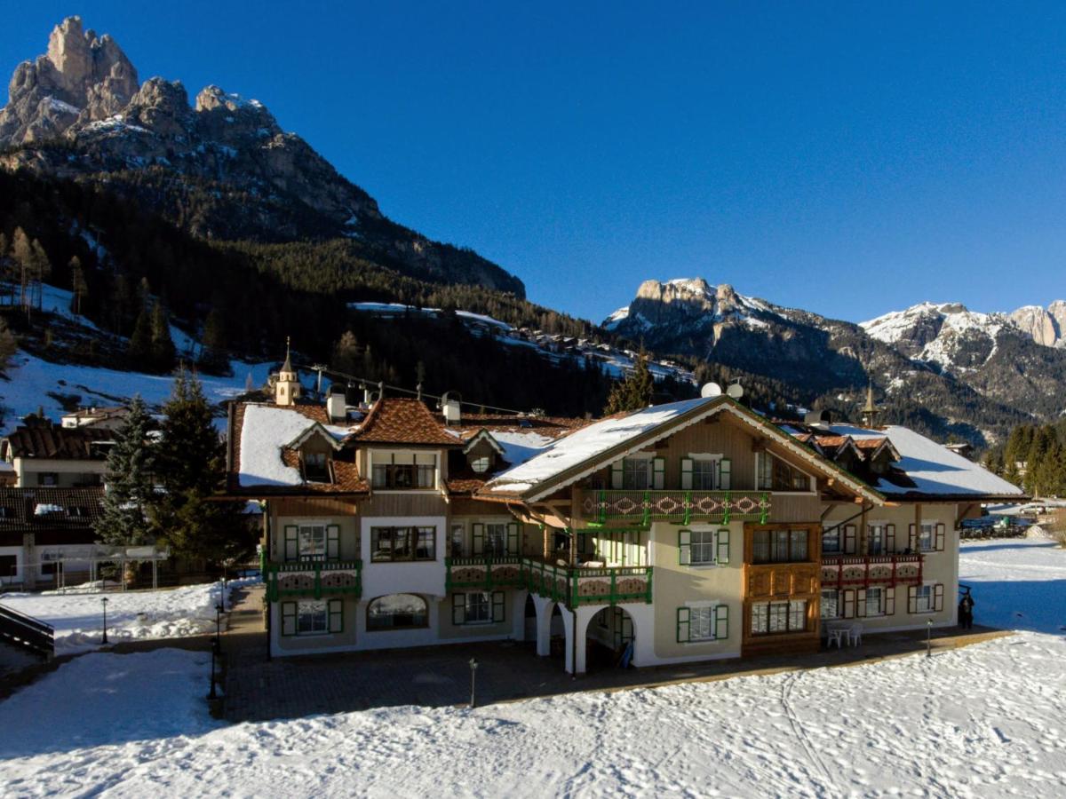Residence Holiday Pozza di Fassa Kültér fotó