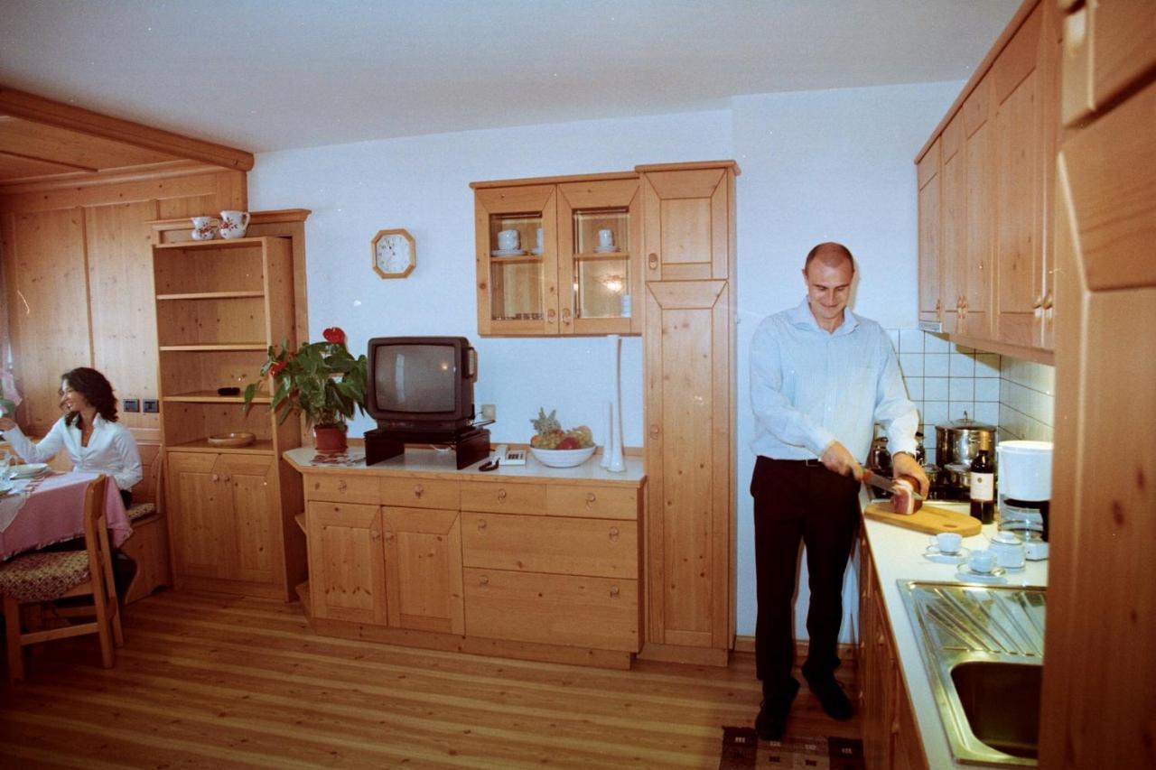 Residence Holiday Pozza di Fassa Kültér fotó