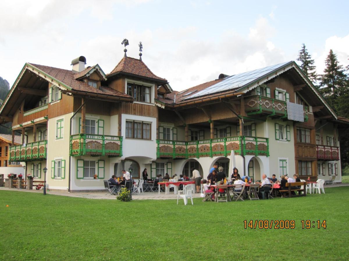 Residence Holiday Pozza di Fassa Kültér fotó