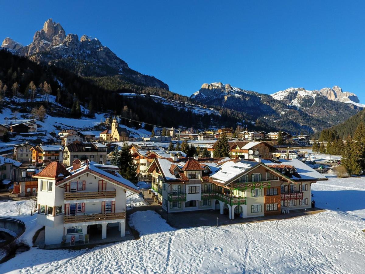 Residence Holiday Pozza di Fassa Kültér fotó